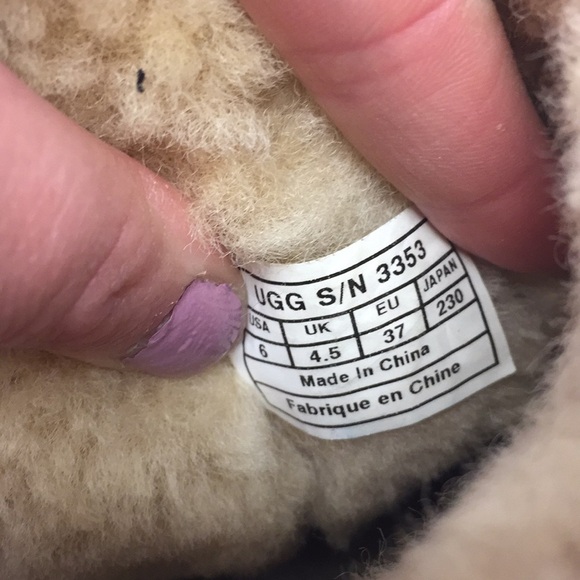 Ugg Gold Sequin Boots Sz. 6 s/n 3353 - Picture 7 of 10